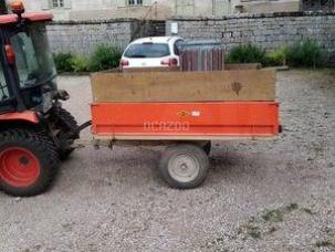 Fourgon bâché avec parois rigides Devès             T22