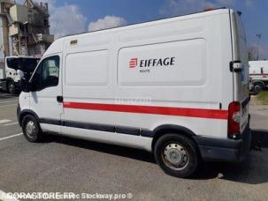 Fourgon avec parois et toit rigide Renault Master