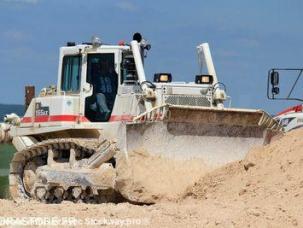  Komatsu D155-AX6