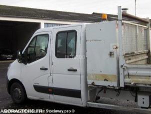 Fourgon avec parois et toit rigide Renault Master