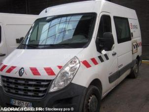 Fourgon avec parois et toit rigide Renault Master