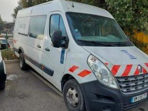 Fourgon avec parois et toit rigide Renault Master