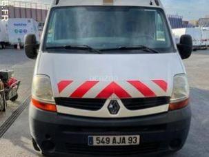 Fourgon avec parois et toit rigide Renault Master