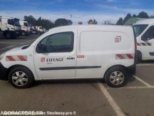 Fourgon avec parois et toit rigide Renault Kangoo