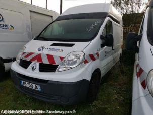 Fourgon avec parois et toit rigide Renault Trafic