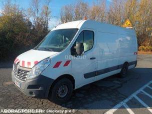 Fourgon avec parois et toit rigide Renault Master