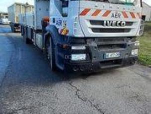 Pour semi-remorque Iveco 260S31