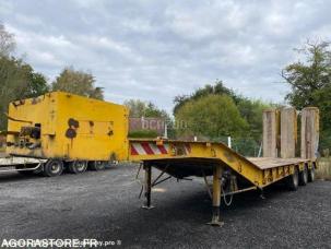 Fourgon bâché avec parois rigides nc