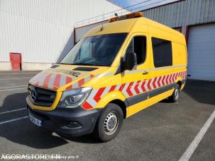 Fourgon avec parois et toit rigide nc