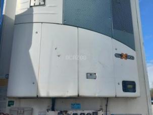 Fourgon bâché avec parois rigides nc