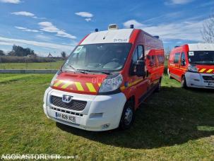 Fourgon avec parois et toit rigide nc