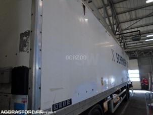 Fourgon bâché avec parois rigides nc