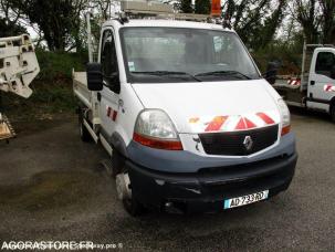 Fourgon avec parois et toit rigide nc