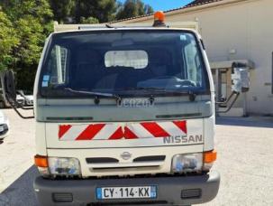 Fourgon avec parois et toit rigide nc