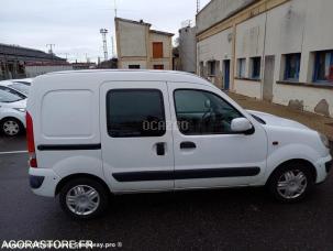 Fourgon avec parois et toit rigide nc