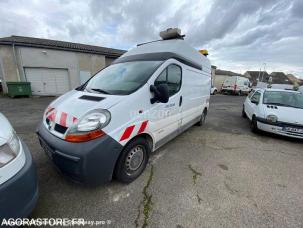 Fourgon avec parois et toit rigide nc