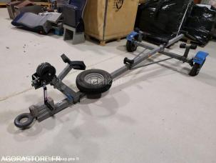 Fourgon bâché avec parois rigides nc