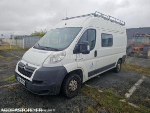 Fourgon avec parois et toit rigide nc