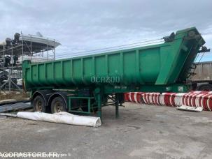Fourgon bâché avec parois rigides nc