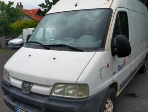 Fourgon avec parois et toit rigide nc