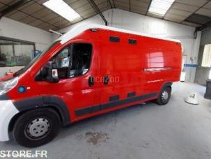 Fourgon avec parois et toit rigide nc