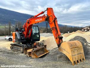 Pelle  Hitachi