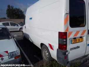 Fourgon avec parois et toit rigide nc