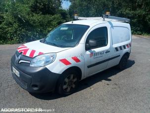 Fourgon avec parois et toit rigide nc