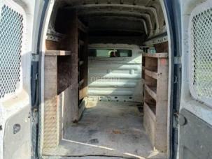 Fourgon avec parois et toit rigide Renault Trafic
