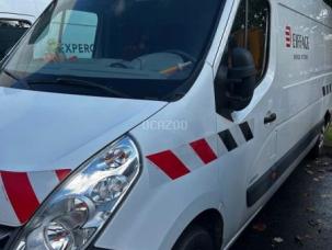 Fourgon avec parois et toit rigide Renault MASTER RT