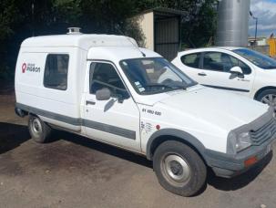 Fourgon avec parois et toit rigide Citroën C 15