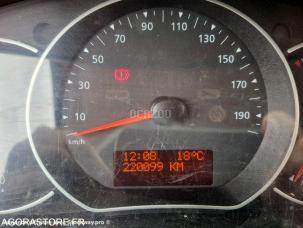 Fourgon avec parois et toit rigide Renault Kangoo