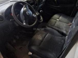 Fourgon avec parois et toit rigide Citroën Berlingo