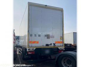 Fourgon avec parois et toit rigide DAF CF