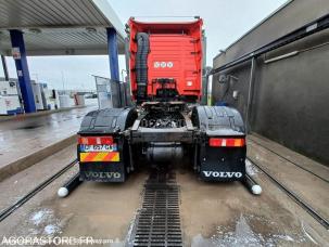 Pour semi-remorque Volvo FM