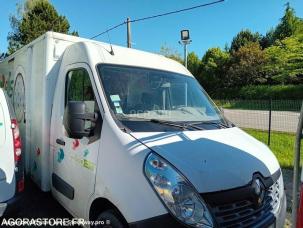 Fourgon avec parois et toit rigide Renault Master