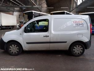 Fourgon avec parois et toit rigide Renault Kangoo