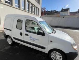 Fourgon avec parois et toit rigide Renault Kangoo