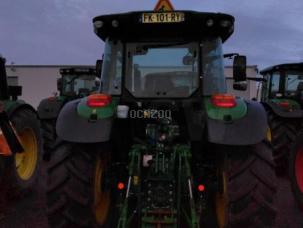 Tracteur agricole John Deere 5100R