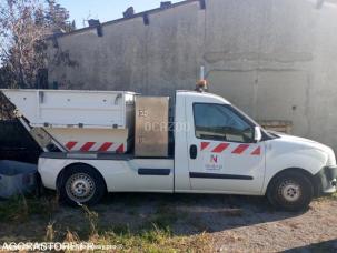 Benne basculante de chantier et de TP Fiat DOBLO