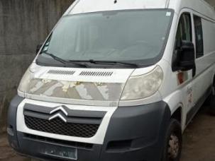 Fourgon avec parois et toit rigide Citroën Jumper
