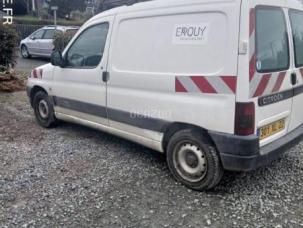 Fourgon avec parois et toit rigide Citroën Berlingo