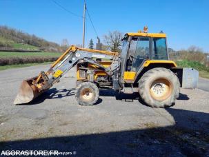 Tracteur agricole Renault 750MI