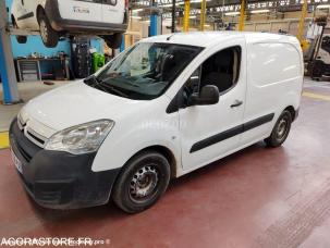 Fourgon avec parois et toit rigide Citroën Berlingo