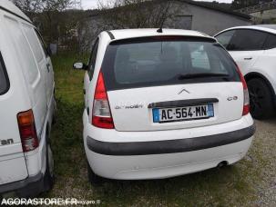 Fourgon avec parois et toit rigide Citroën C3