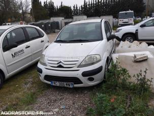 Fourgon avec parois et toit rigide Citroën C3