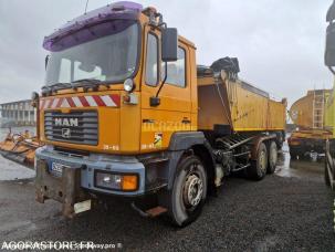 Benne basculante de chantier et de TP MAN 33.314