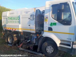 Voirie Renault Midlum