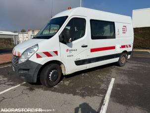 Fourgon avec parois et toit rigide Renault Master