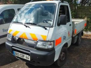 Benne basculante de chantier et de TP Piaggio Porter